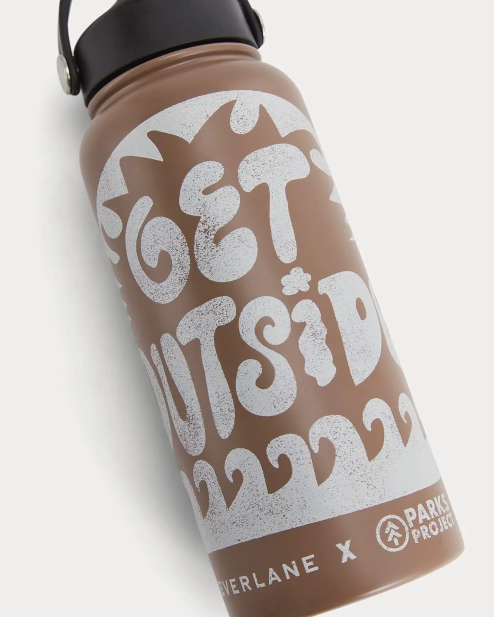 The Everlane x Parks Project Water Bottle | Brown (2)