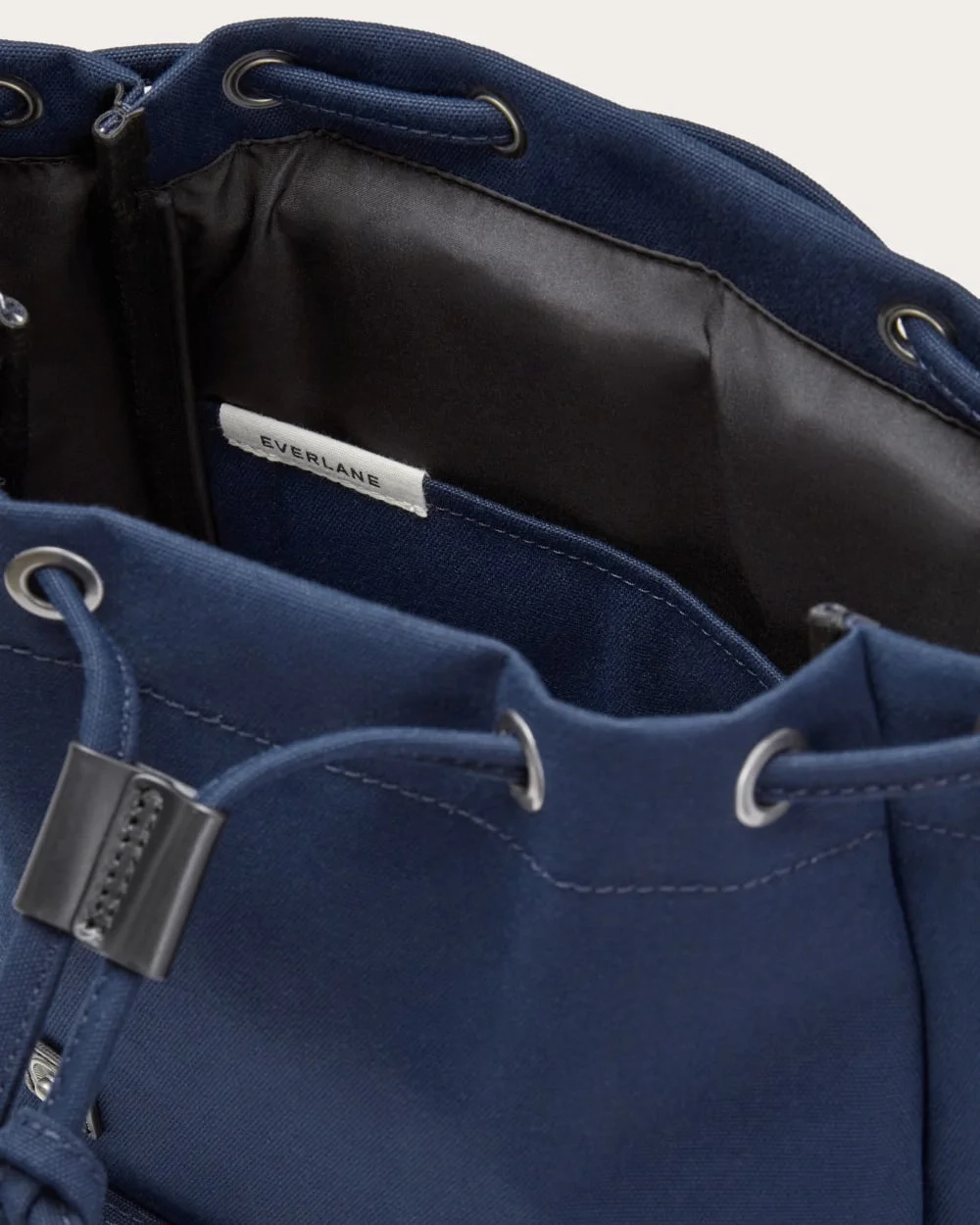 The Canvas Backpack | Navy (4)