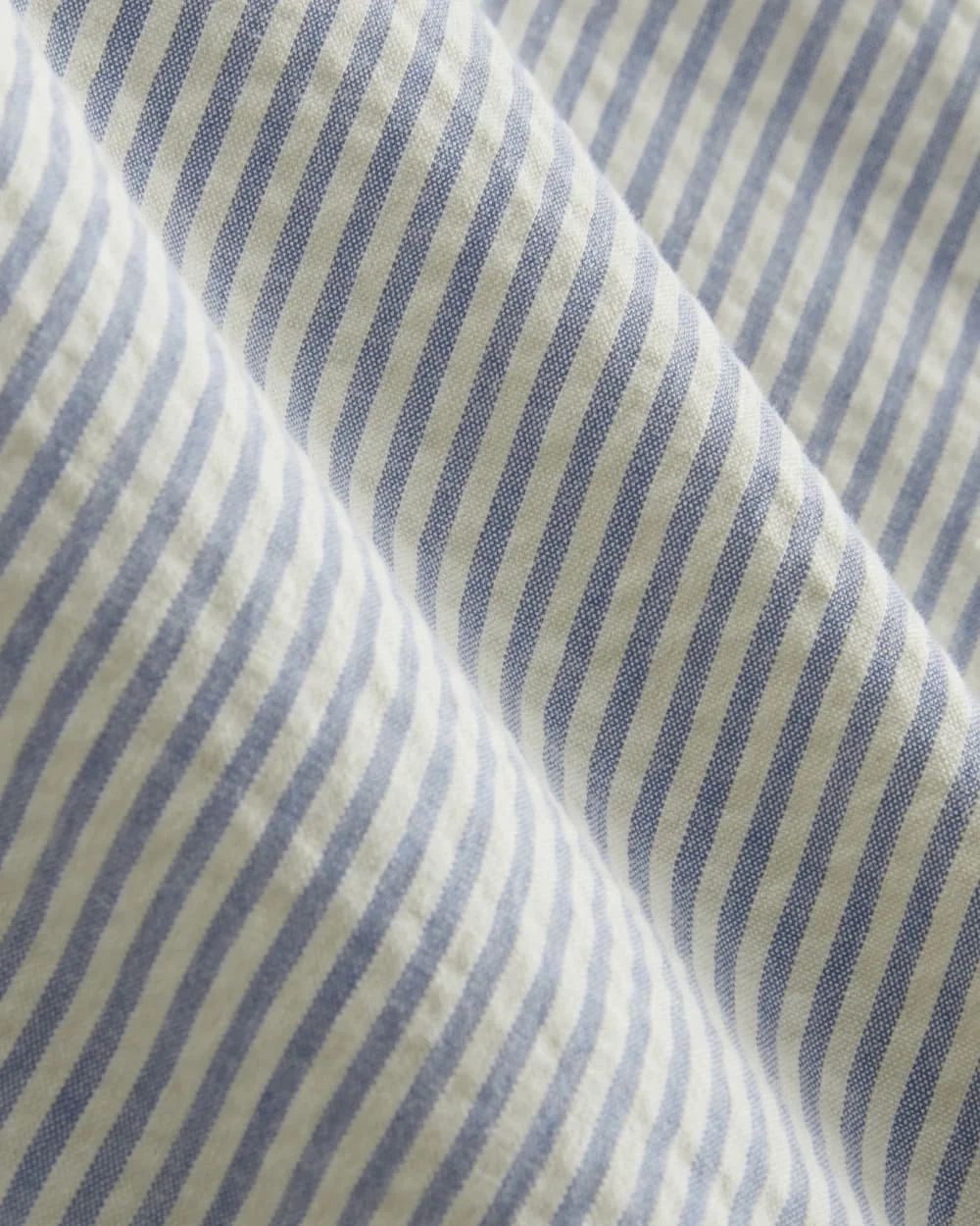 The Seersucker Long-Sleeve Shirt | Dutch Blue / Natural (4)