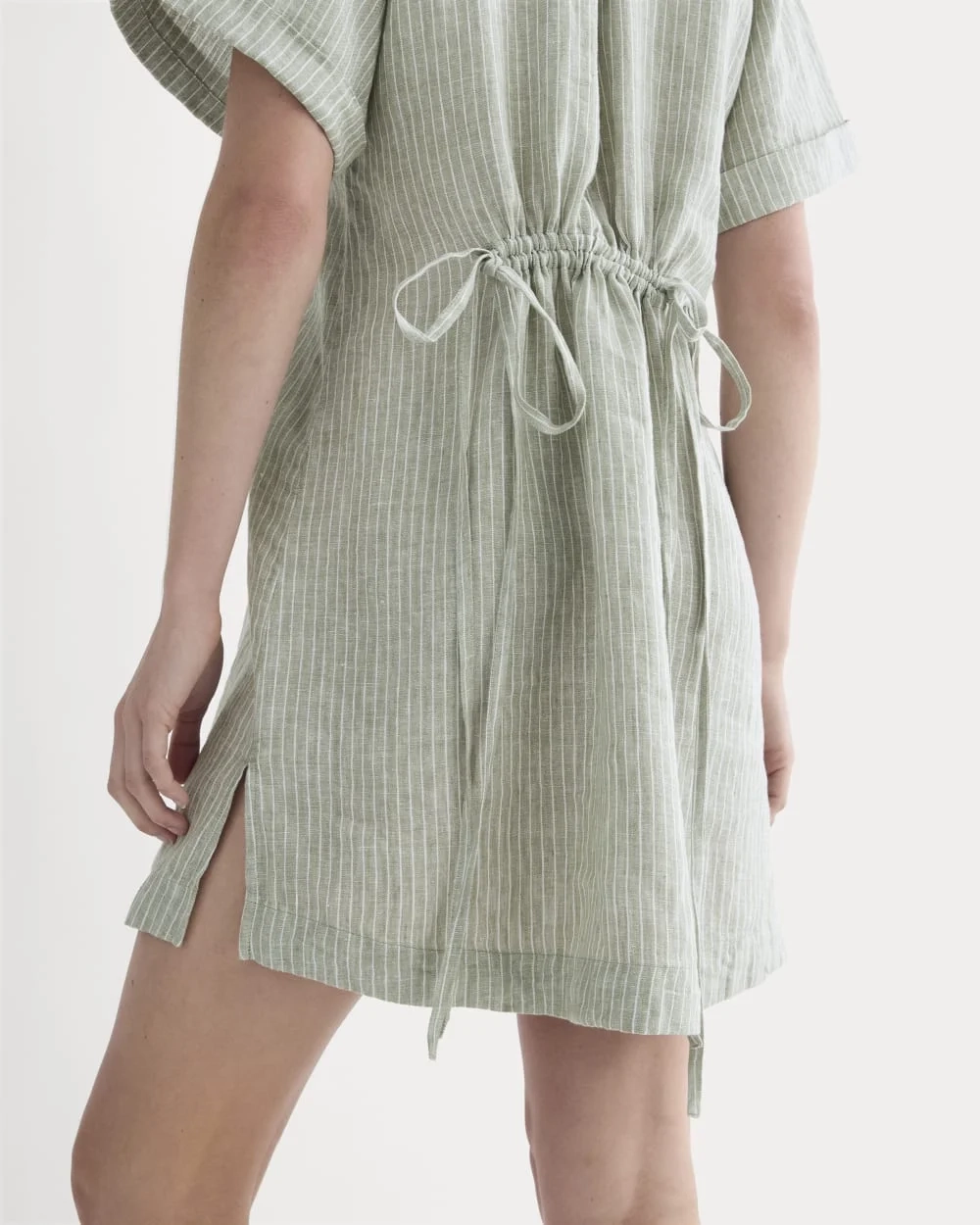 The Popover Dress in Linen | Oil Green / White (3)