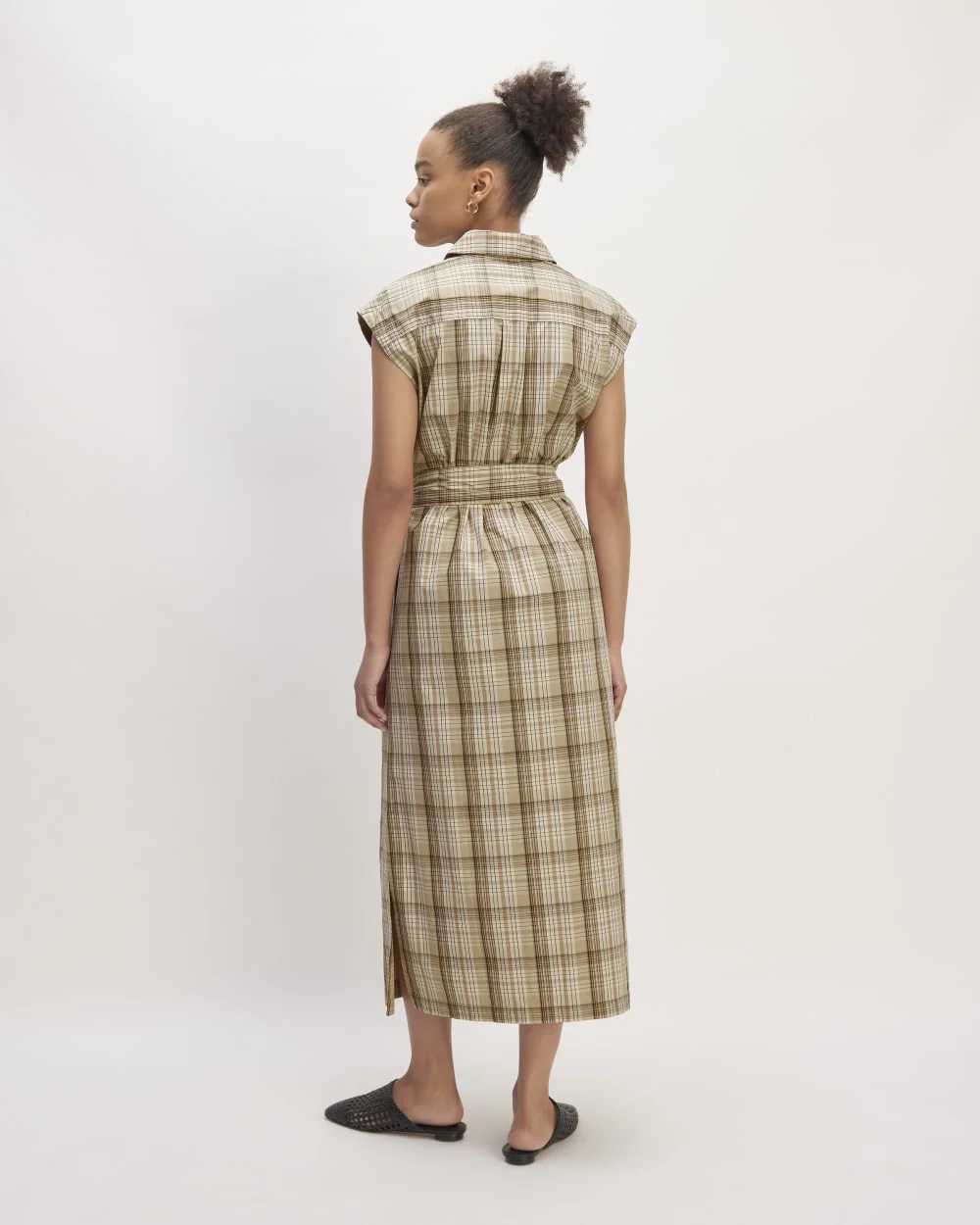 The Supima® Cotton Short-Sleeve Shirt Dress | Pale Khaki Plaid (4)