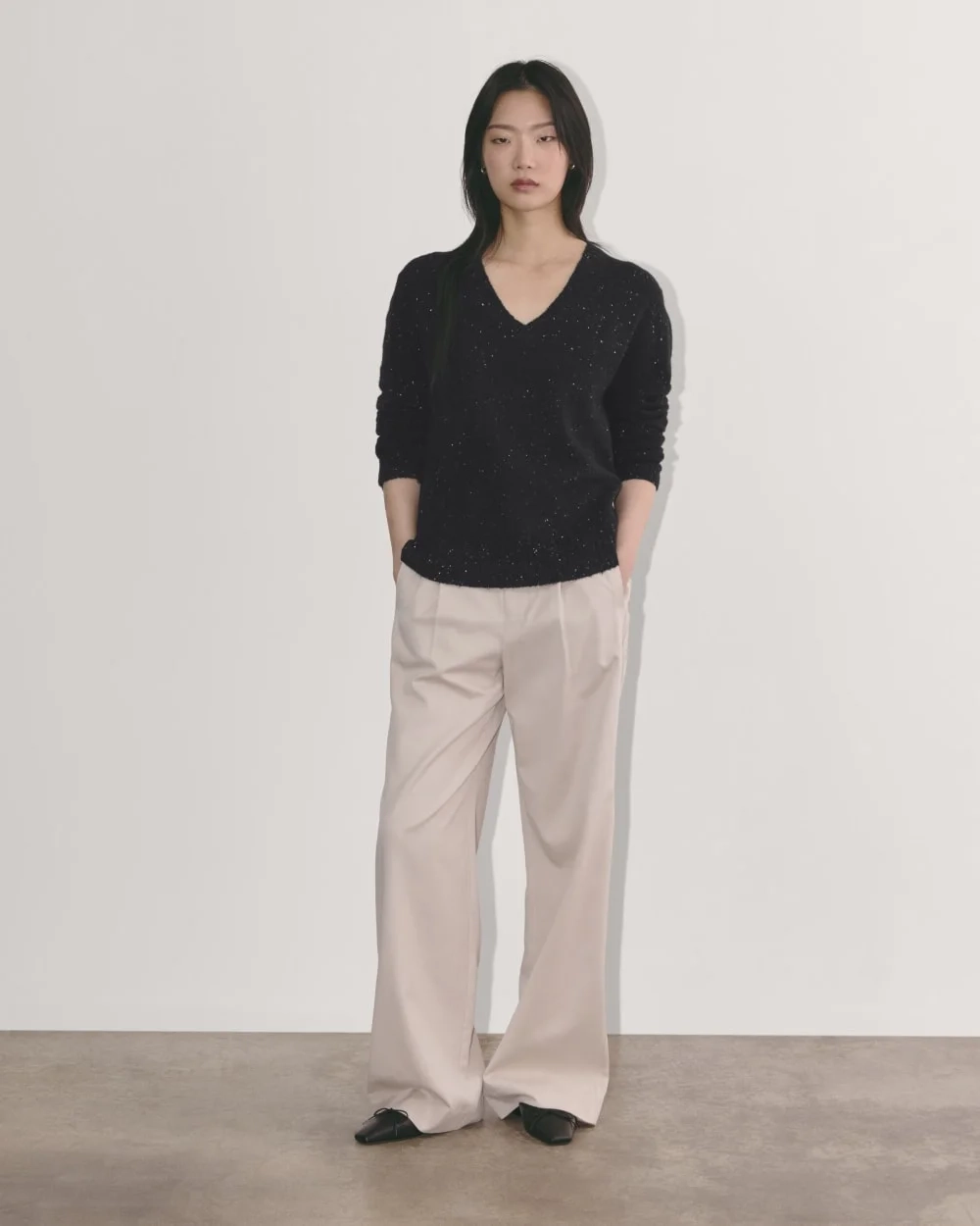 The V-Neck Sweater in Plush Cotton | Black Confetti (5)