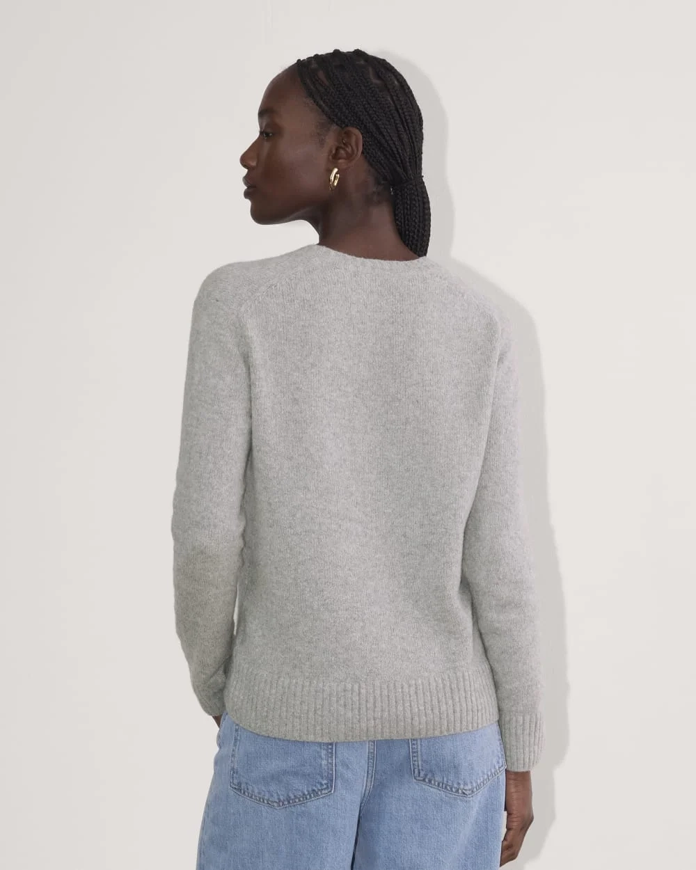 The V-Neck Sweater in Plush Cotton | Heathered Grey (5)