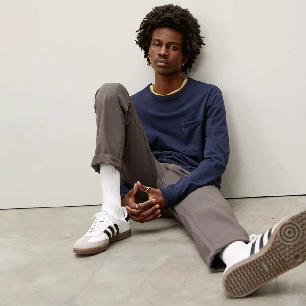 The Organic Cotton Long-Sleeve Pocket Tee | Deep Navy (4)