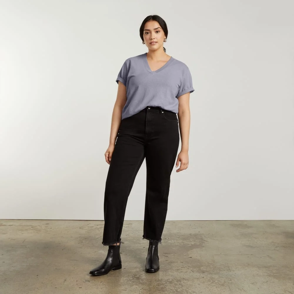The Vintage V-Neck Hemp Tee | Lilac Grey (3)