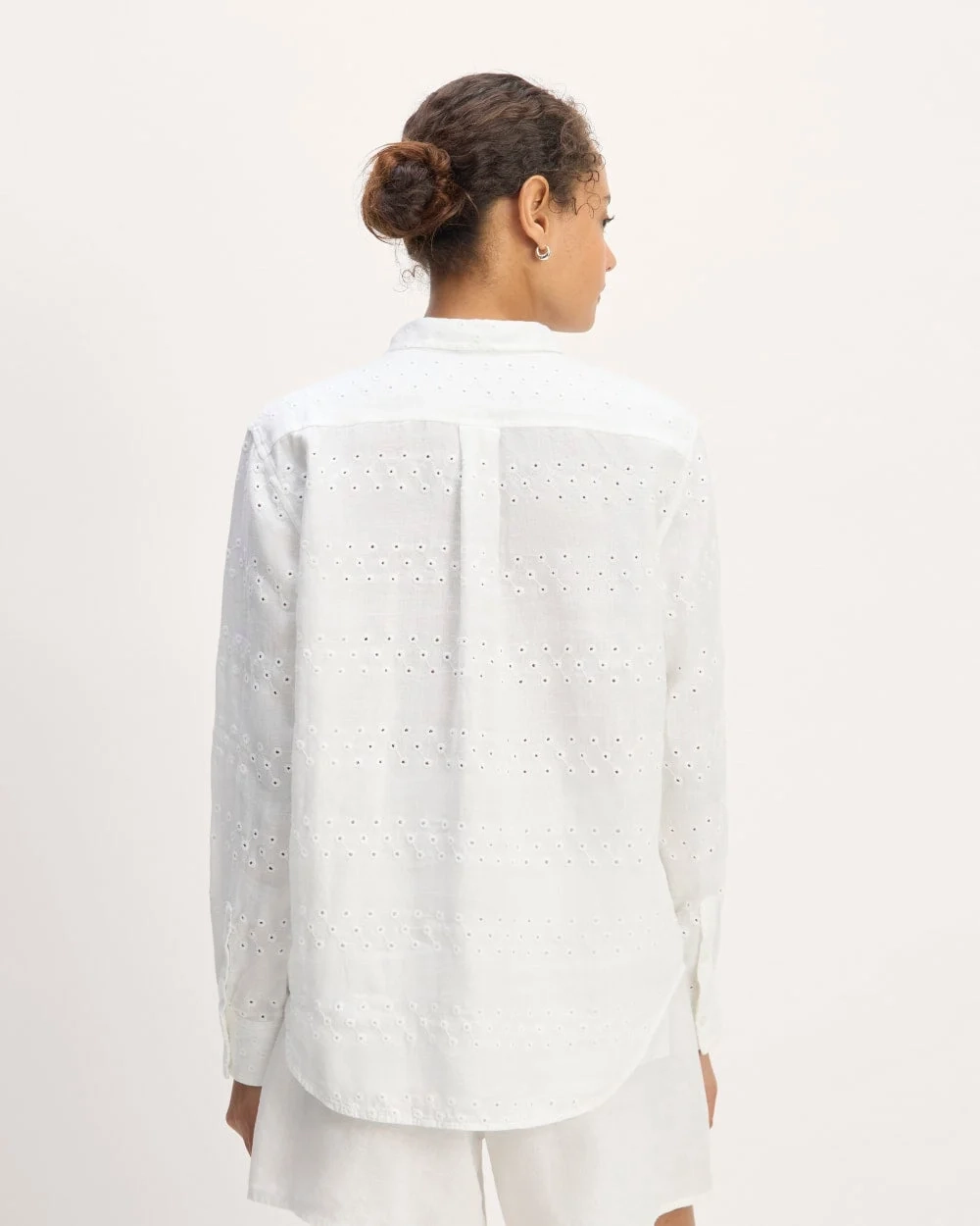 The Linen Eyelet Relaxed Shirt | White Eyelet (5)