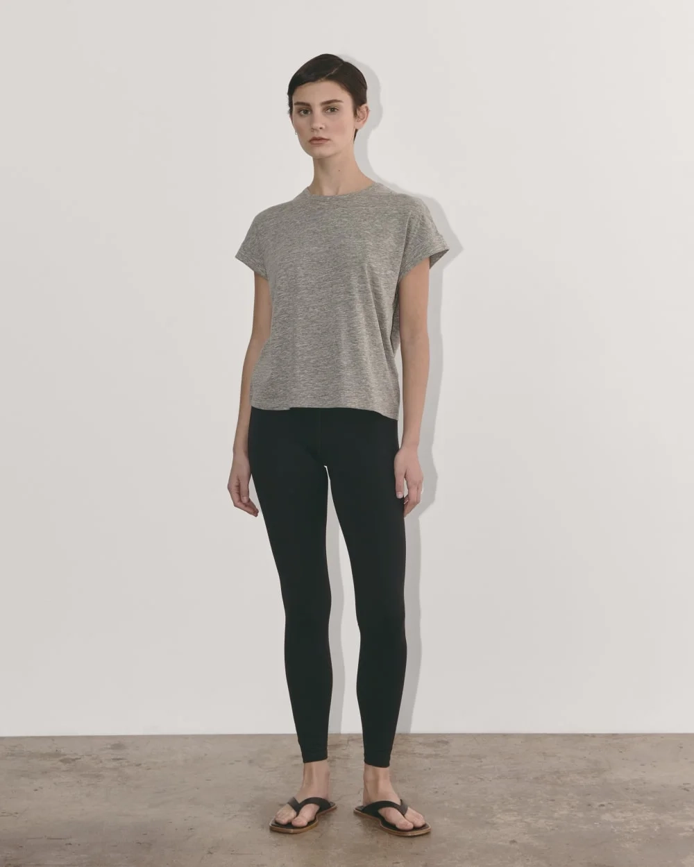 The Perform Tee |  Heathered Grey (3)