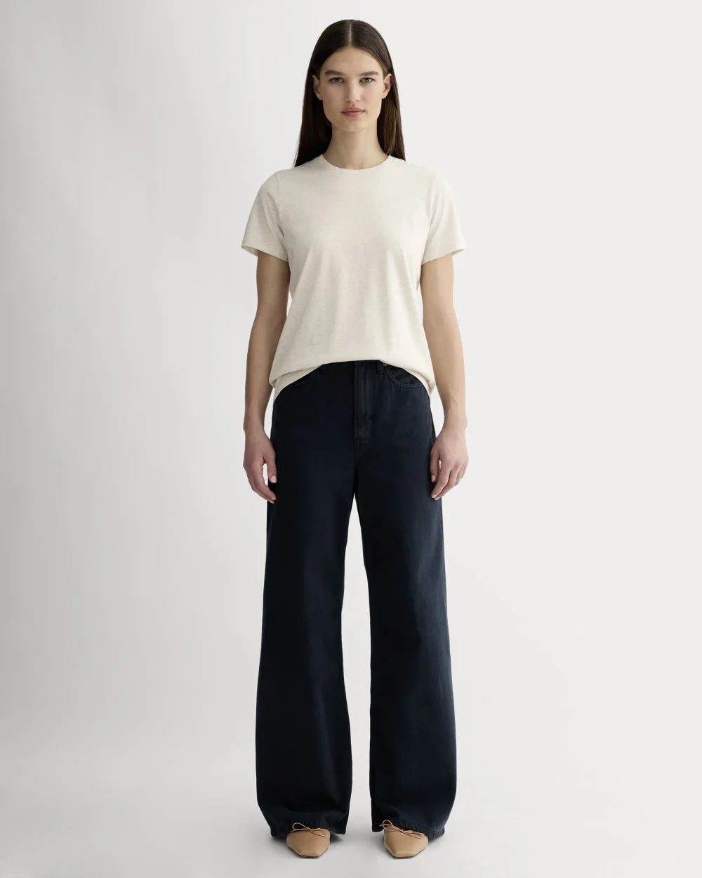 The Slim Crew in Essential Cotton | Heathered Oat (4)