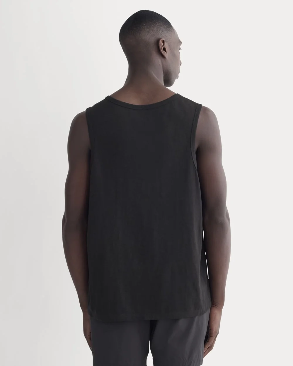 The Rec Performance Tank | Black (3)
