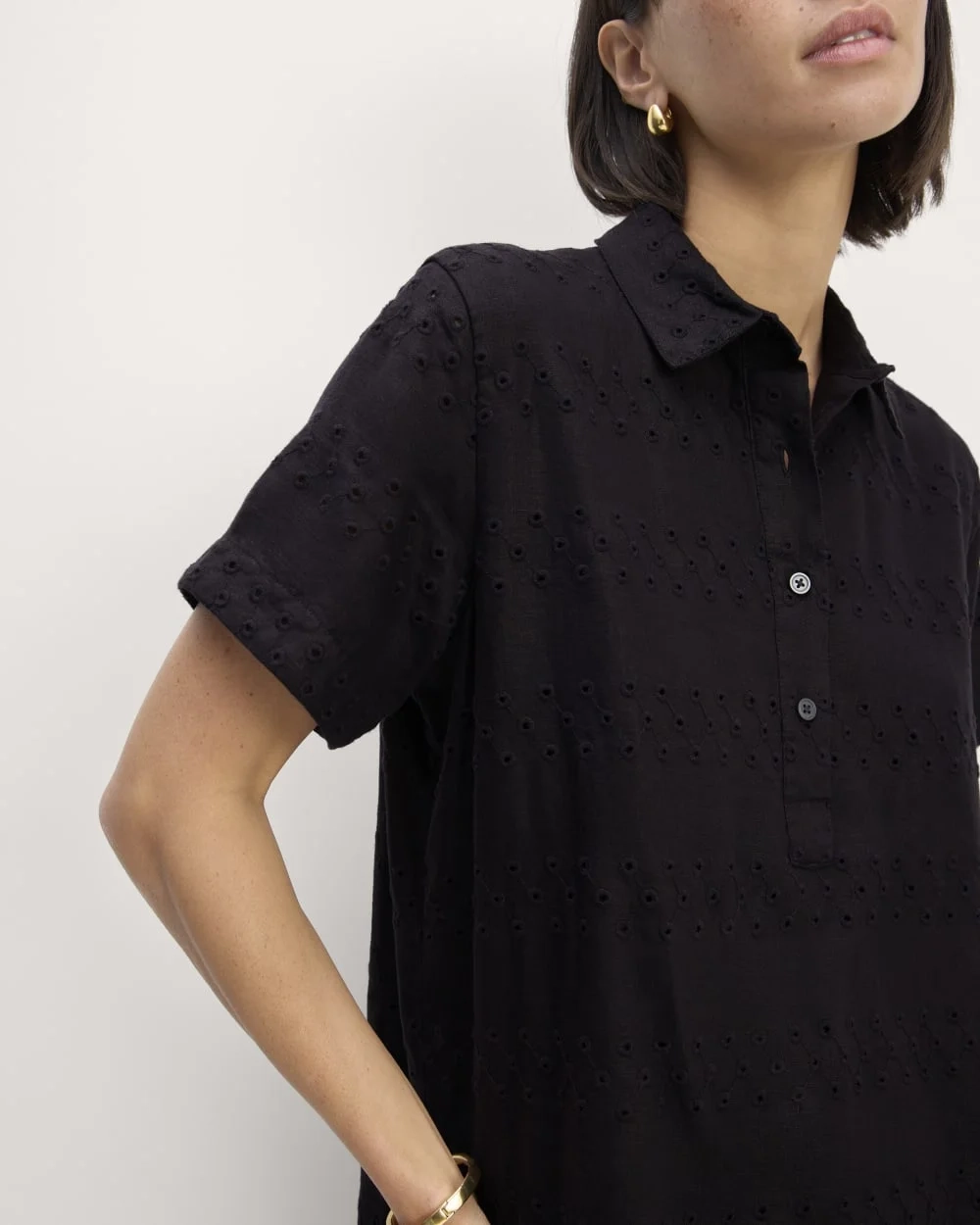 The Linen Eyelet Shirtdress | Black Eyelet (5)