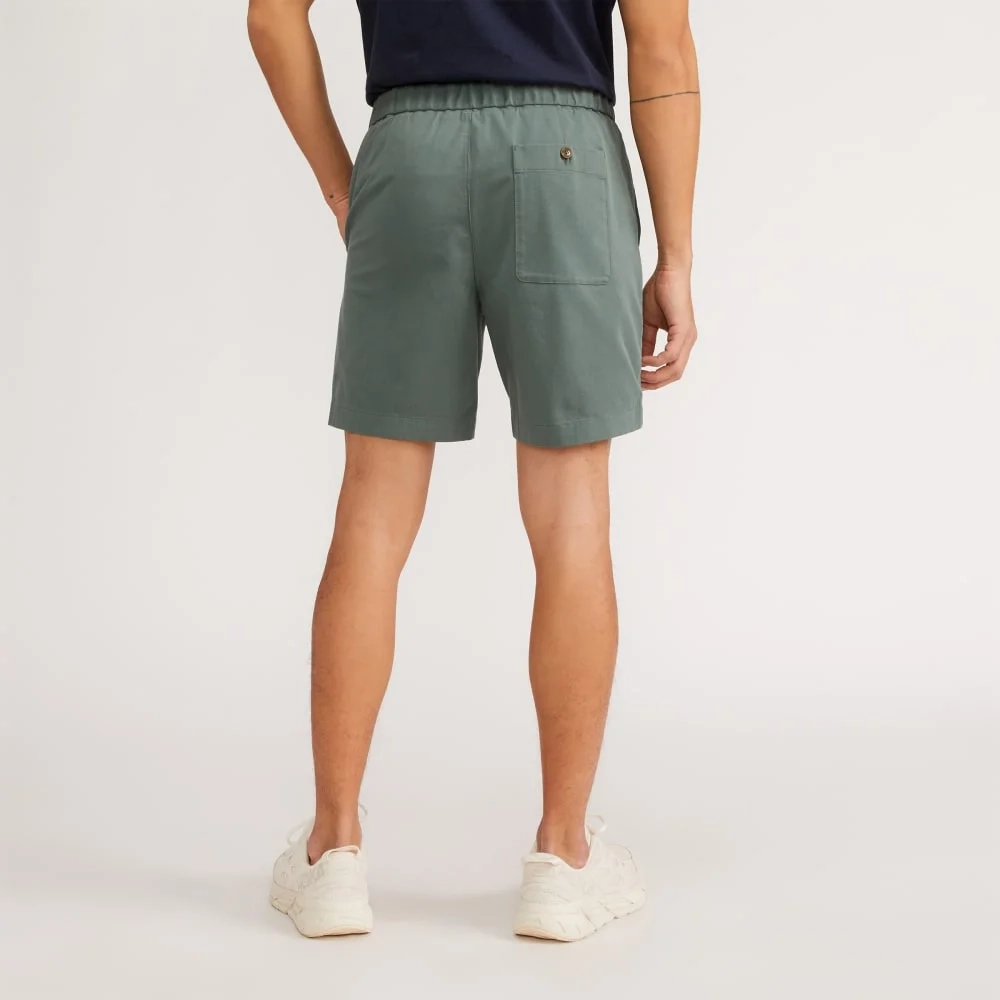 The Pull-On Performance Chino Short | Green Balsam (4)