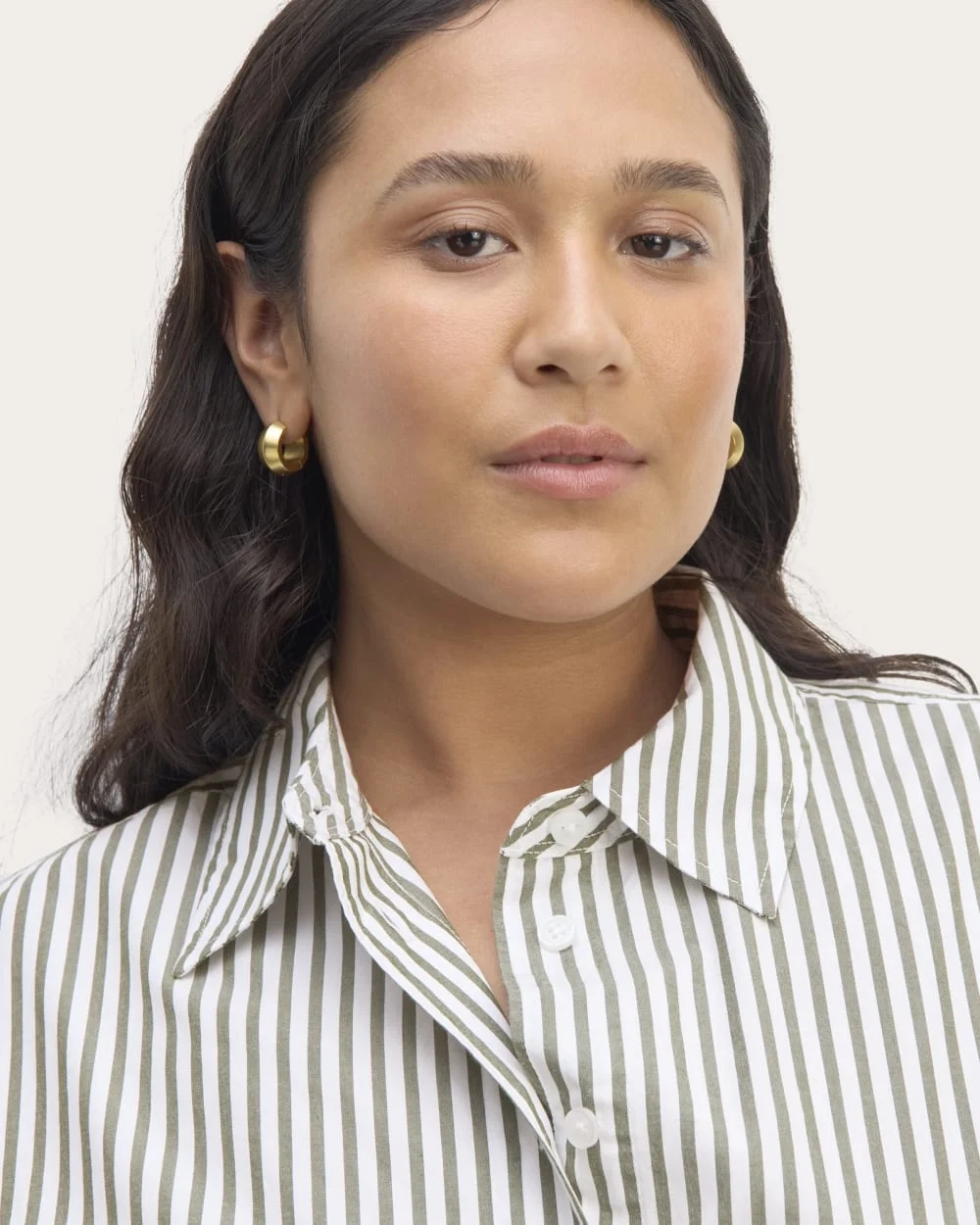 The Supima® Cotton Boyfriend Shirt | White / Moss Green (3)