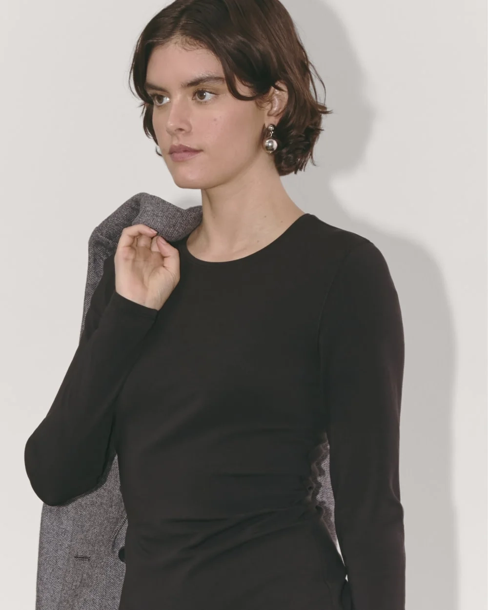 The Form Mini Dress | Black (7)