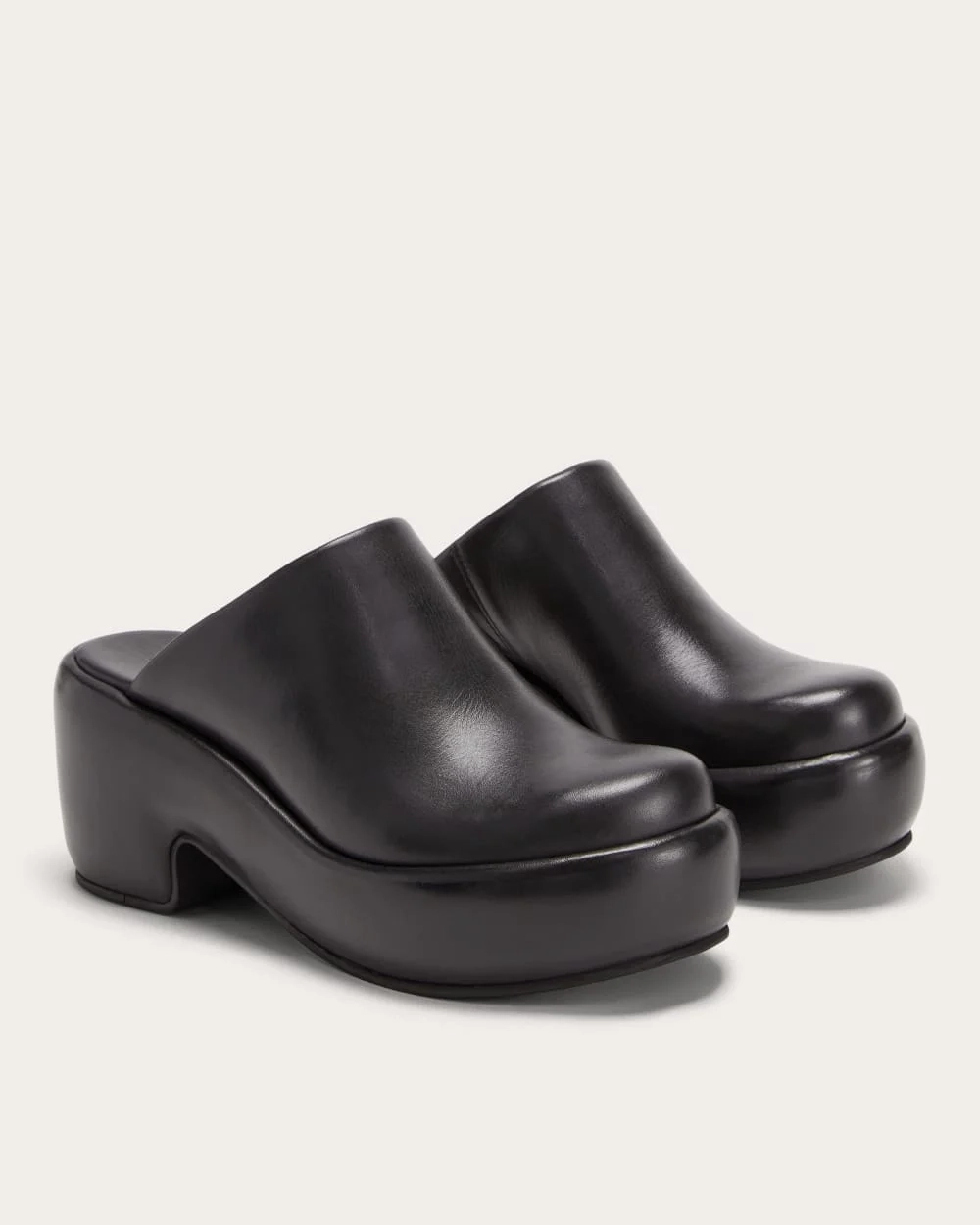 The Puffa Clog | Black (6)
