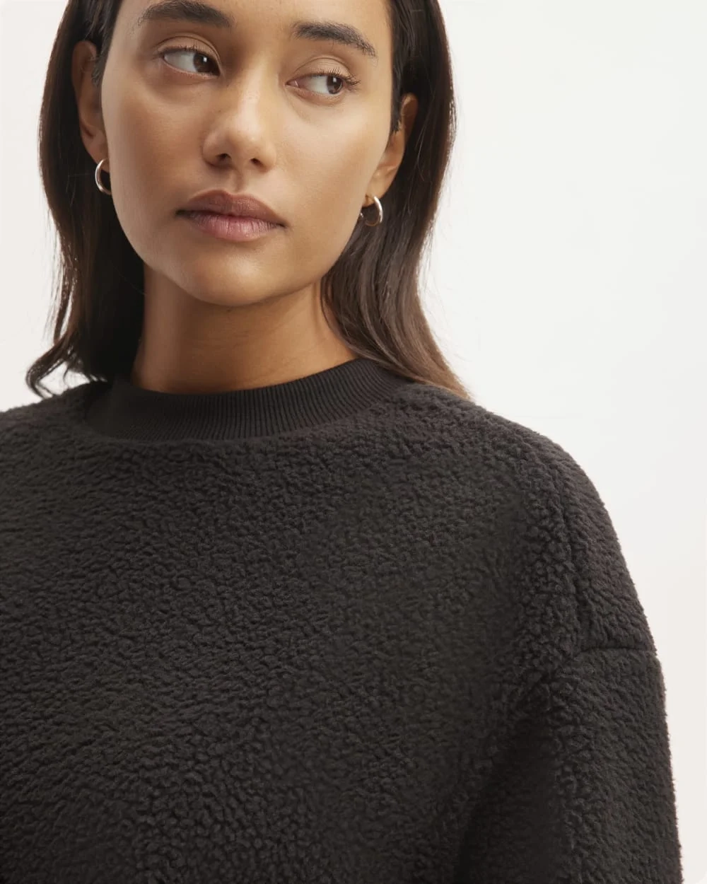 The ReNew Fleece Oversized Crew | Black (6)