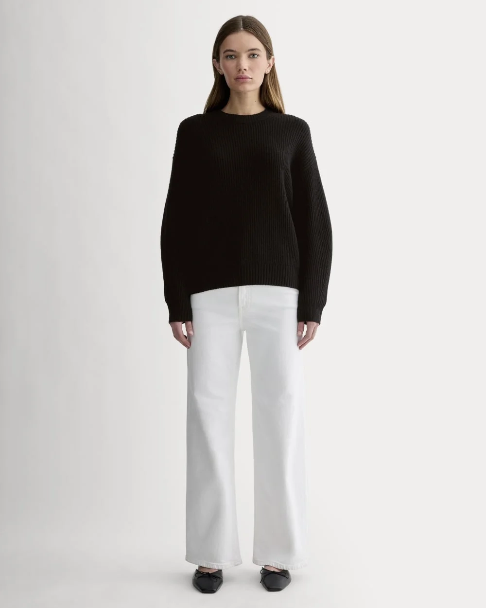 The Cocoon Crew in Wool Cashmere | Black (5)