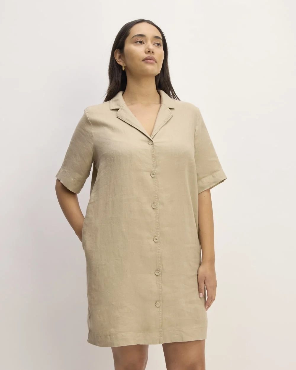 The Shirtdress in Linen | Trench Coat Khaki (2)