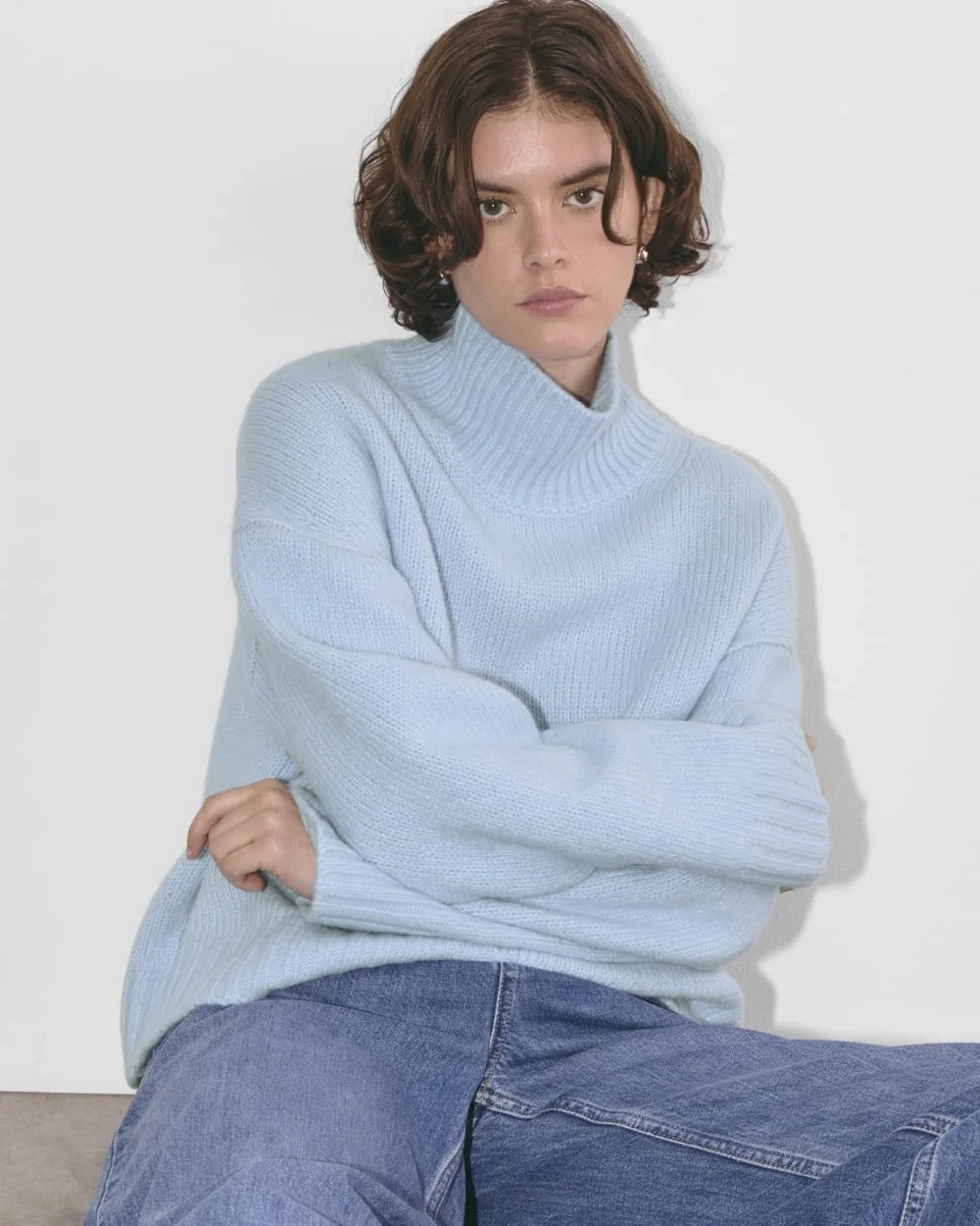 The Cloud Oversized Turtleneck | Chambray Blue (4)