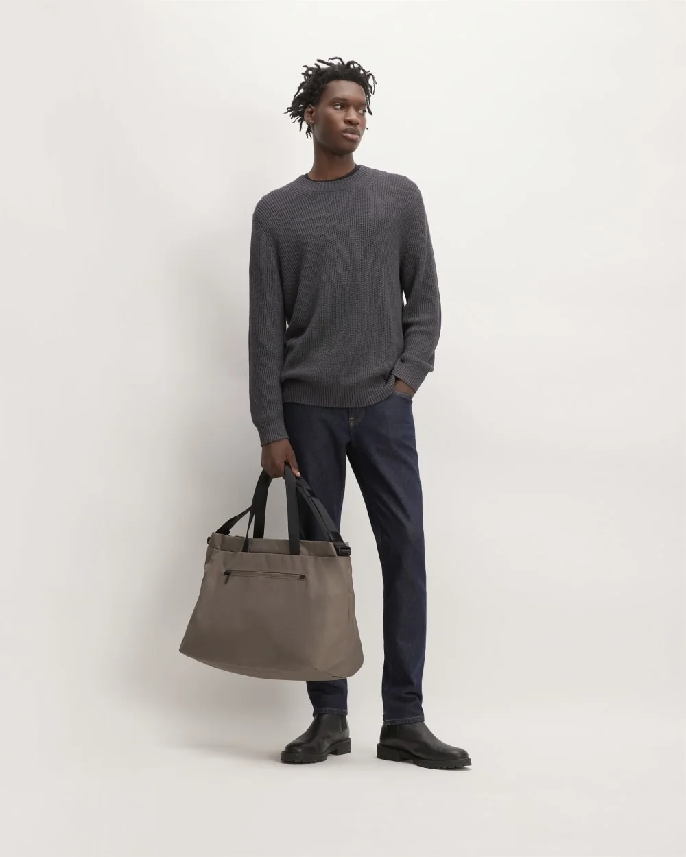 The ReNew Transit Weekender | Warm Charcoal (6)
