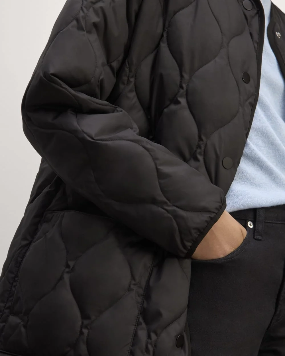 The Long Quilted Liner | Black (4)