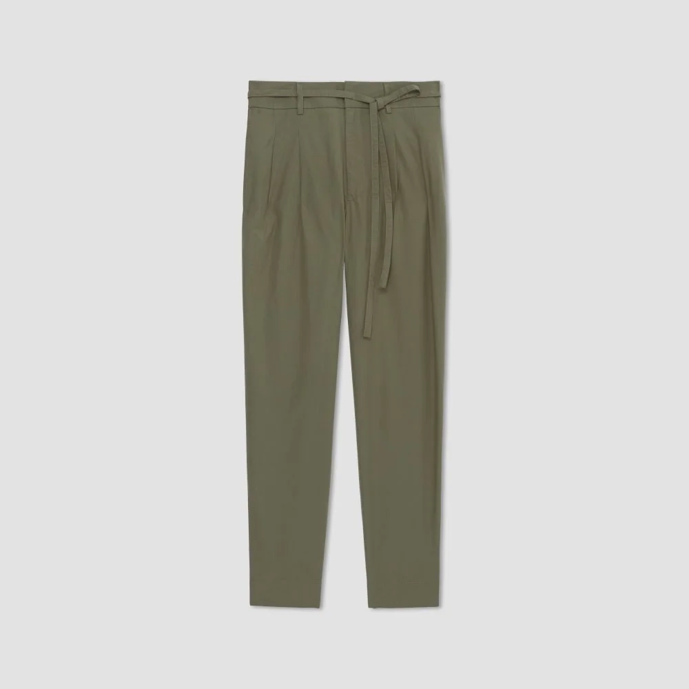 The Poplin Pleated Taper Pant | Kalamata (4)