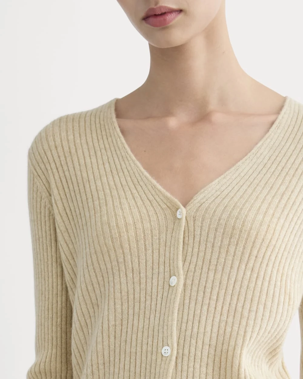 Cashmere Ribbed V-Neck Cardigan | Heather Light Camel (3)