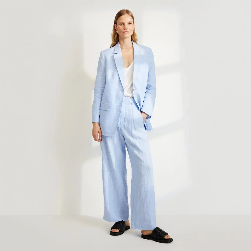 The Oversized Blazer in Linen | Light Blue (4)