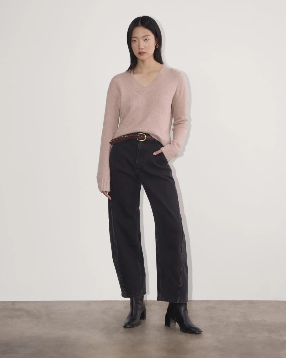 The V-Neck Sweater in Plush Cotton | Dusty Rose (5)