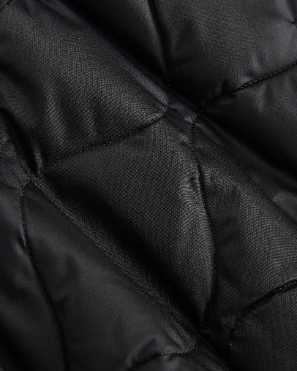 ReNew Quilted Vest | Black (4)