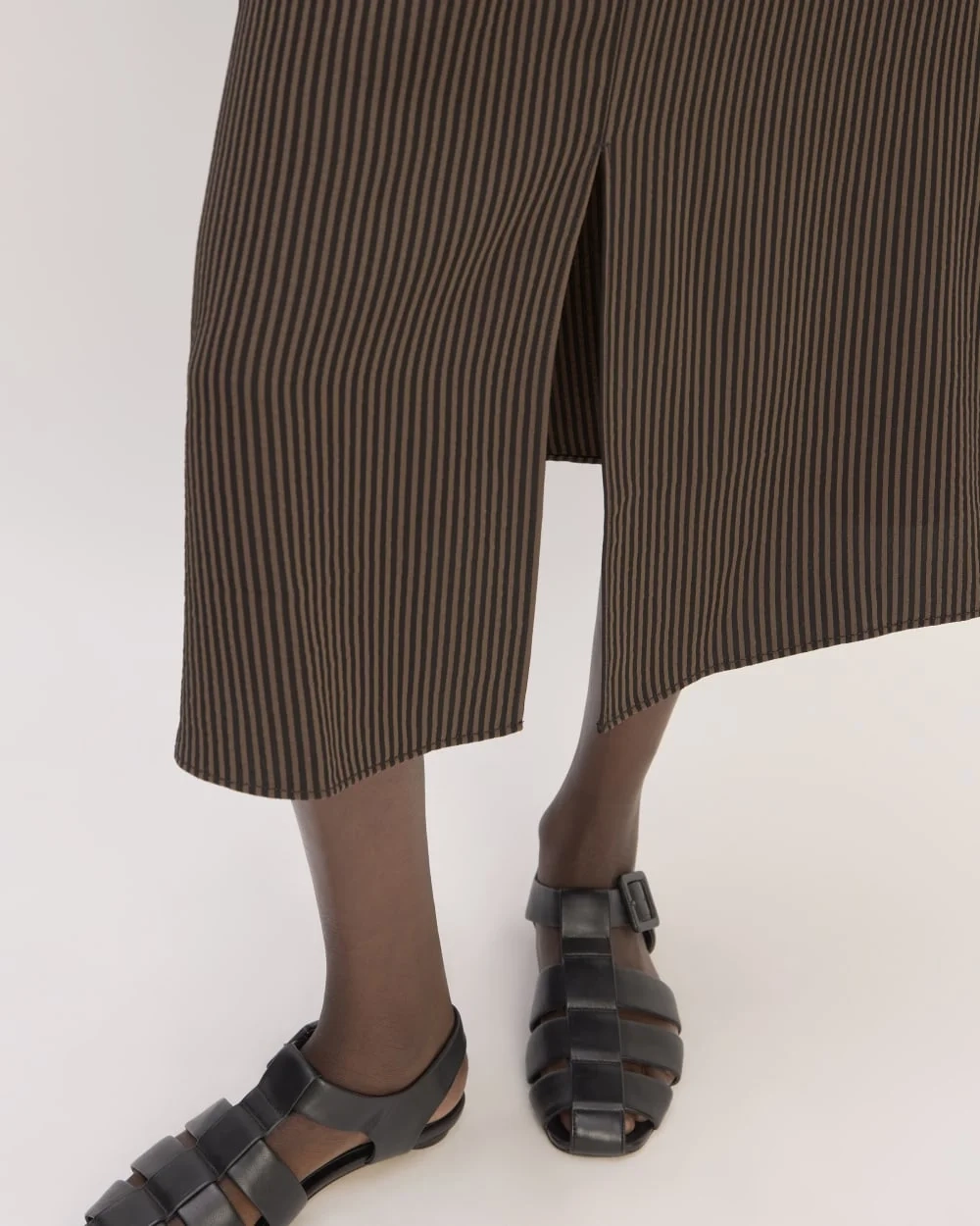 The Mini Jacquard Stripe Slip Skirt | Cocoa / Black (5)