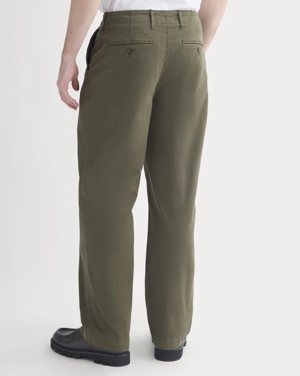 Everyday Relaxed-Fit Chino | Olive Night (3)