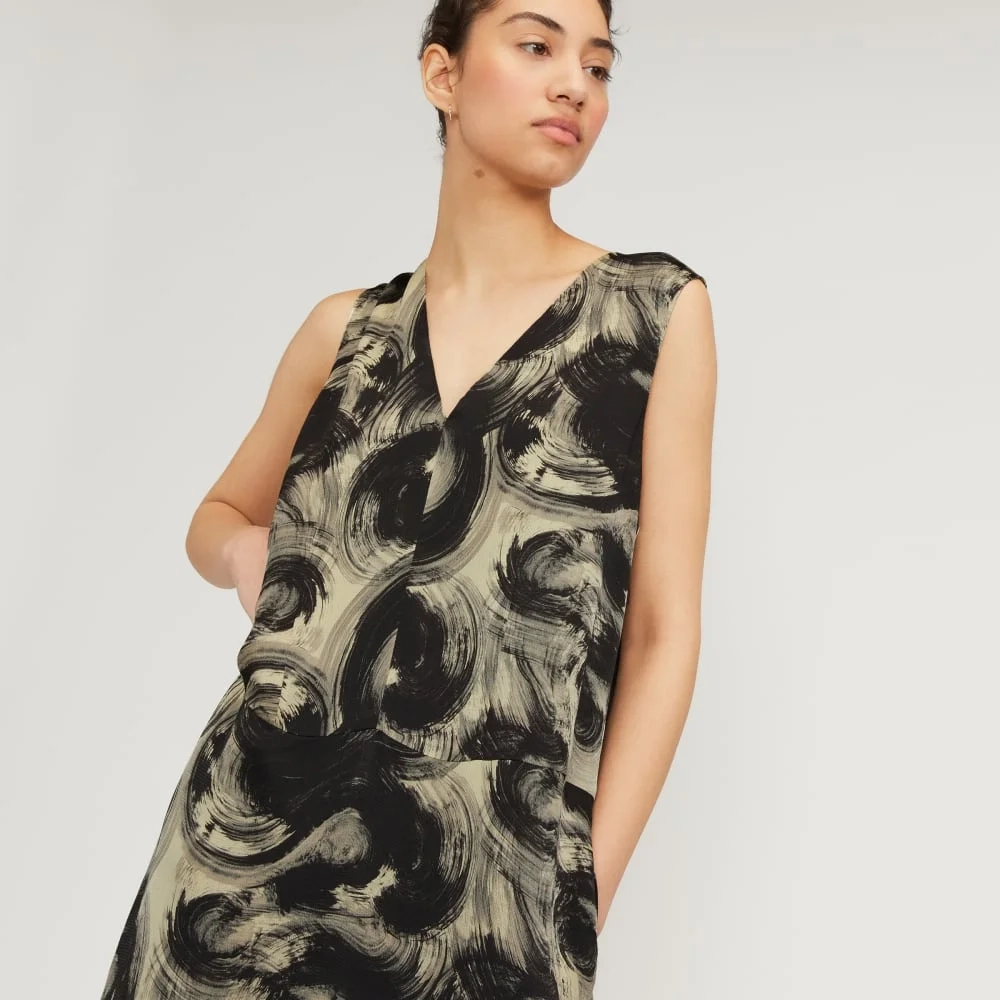 The Satin V-Neck Maxi Dress | Pale Yellow / Black (5)
