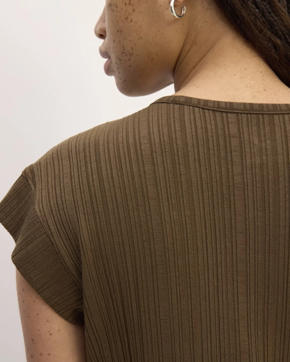 The Rib Muscle Tee | Cocoa (3)