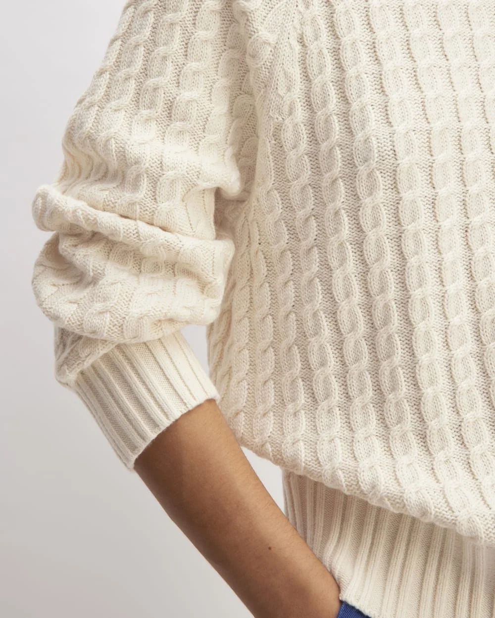 The Cotton Merino Cable Turtleneck | Canvas (3)