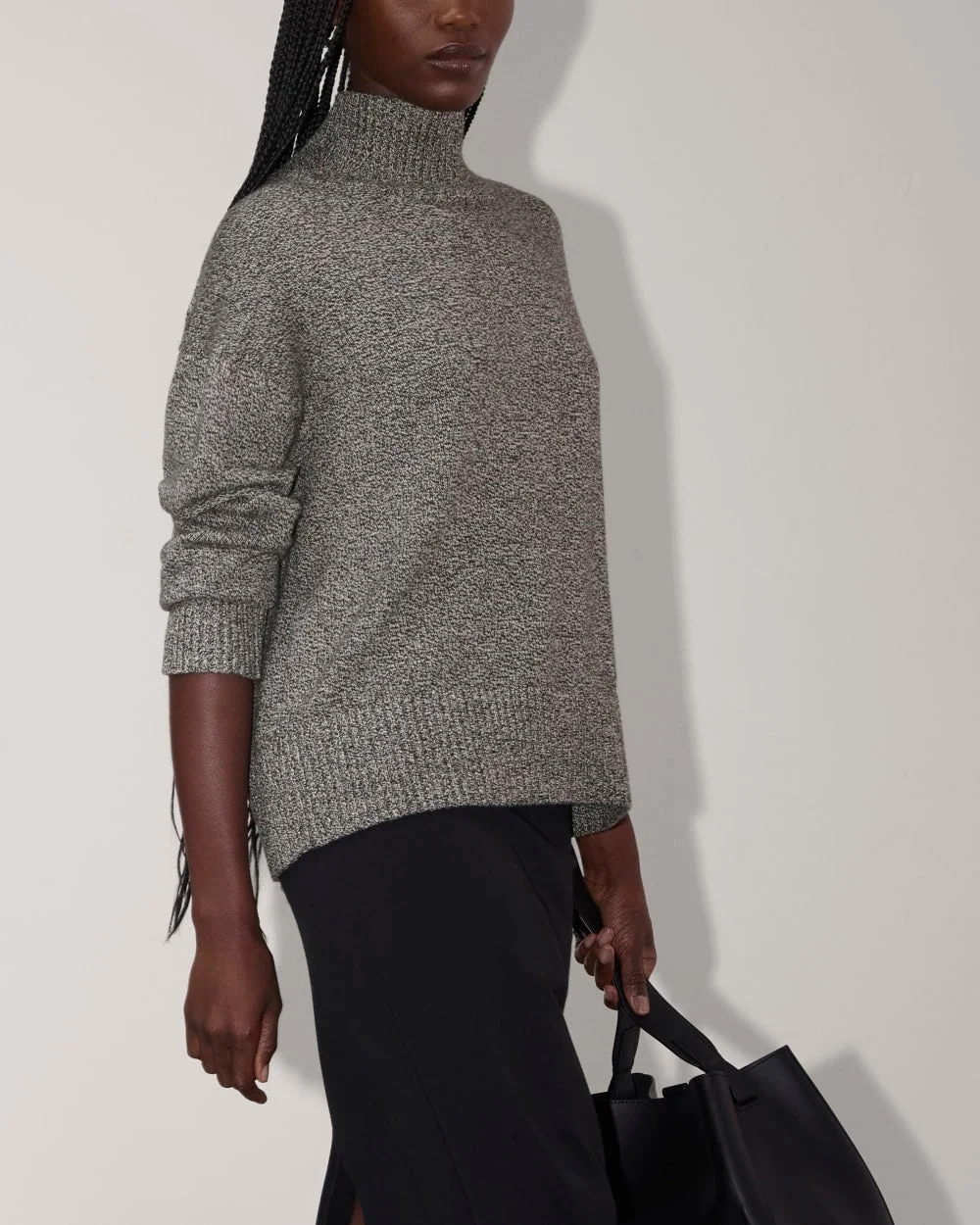 The Boxy Turtleneck in Everyday Cotton | Canvas / Black Twist (5)