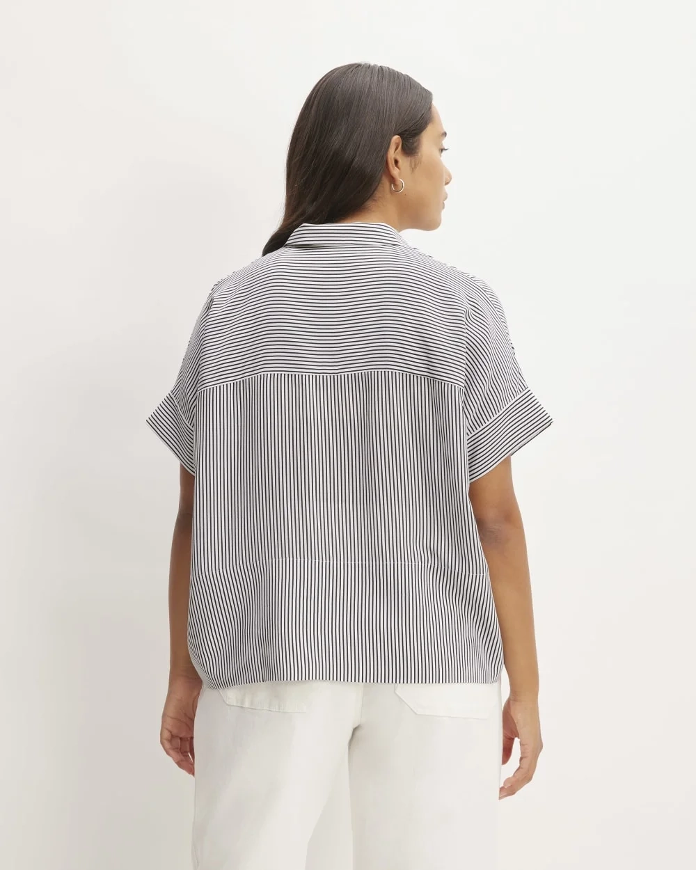The Boxy Shirt in Washable Silk | Black / White (5)