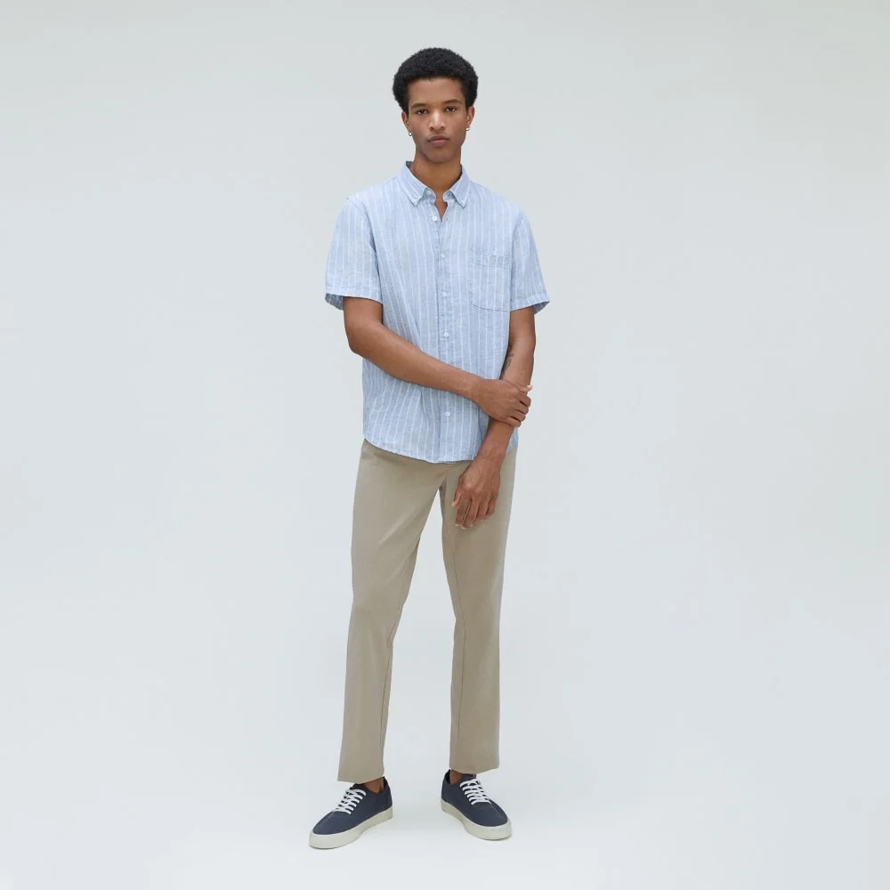 The Classic Short-Sleeve Shirt in Linen | Blue / White (5)