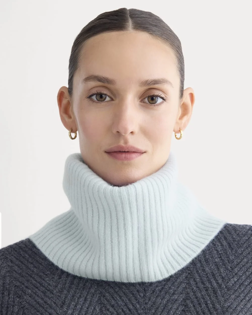 Cashmere Snood | Pale Blue (3)