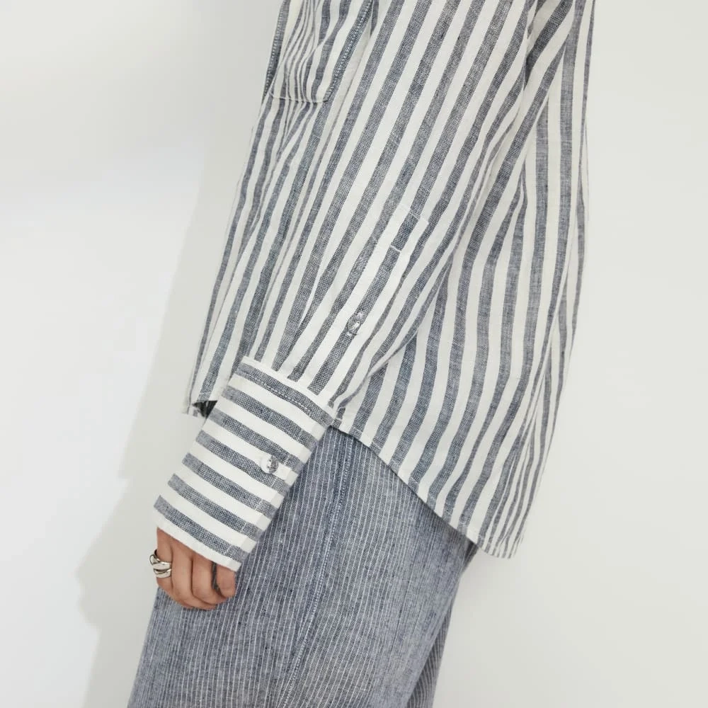 The Linen Popover Shirt | Bone/Navy (3)