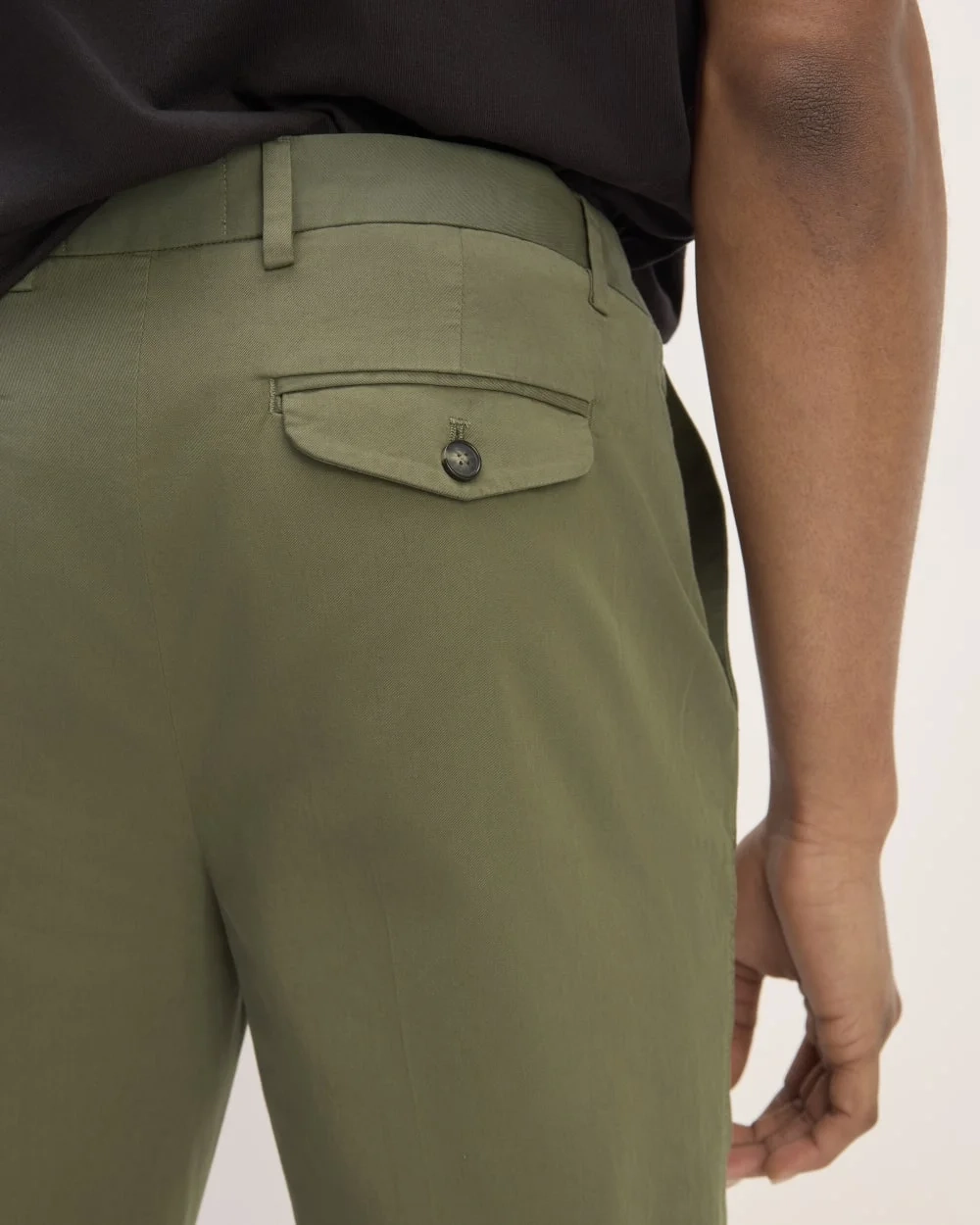 The Relaxed Taper Air Chino | Kalamata (5)
