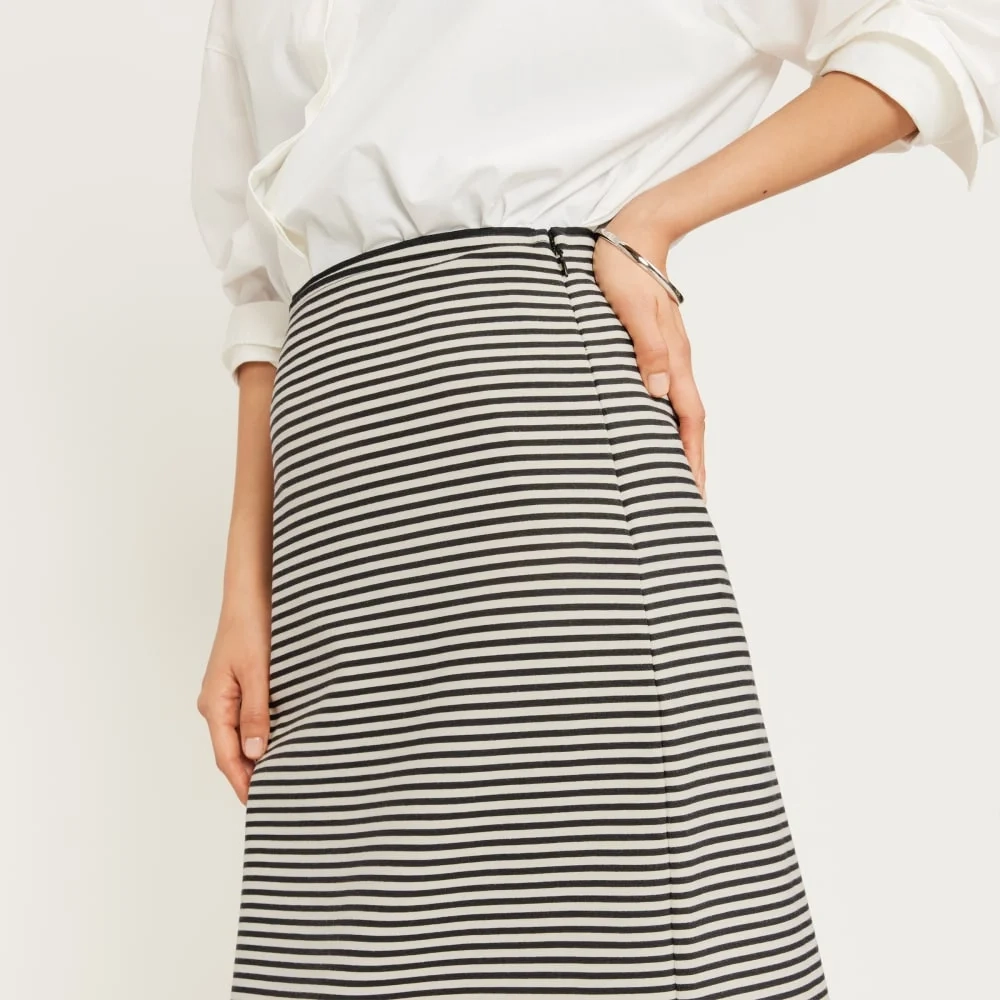 The Dream Maxi Skirt | Parchment / Black (6)
