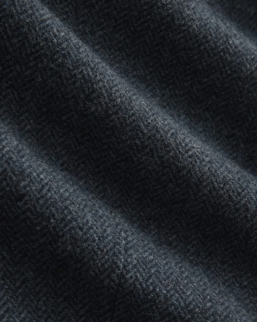 The Oversized Blazer in Wool | Navy Herringbone (4)
