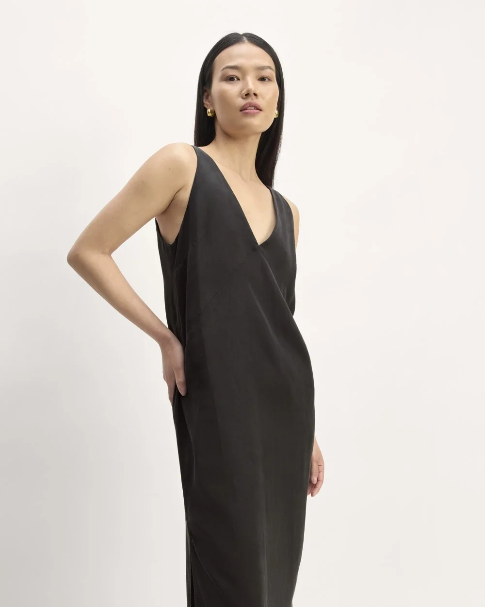 The TENCEL™ Midi Slip Dress | Black (4)