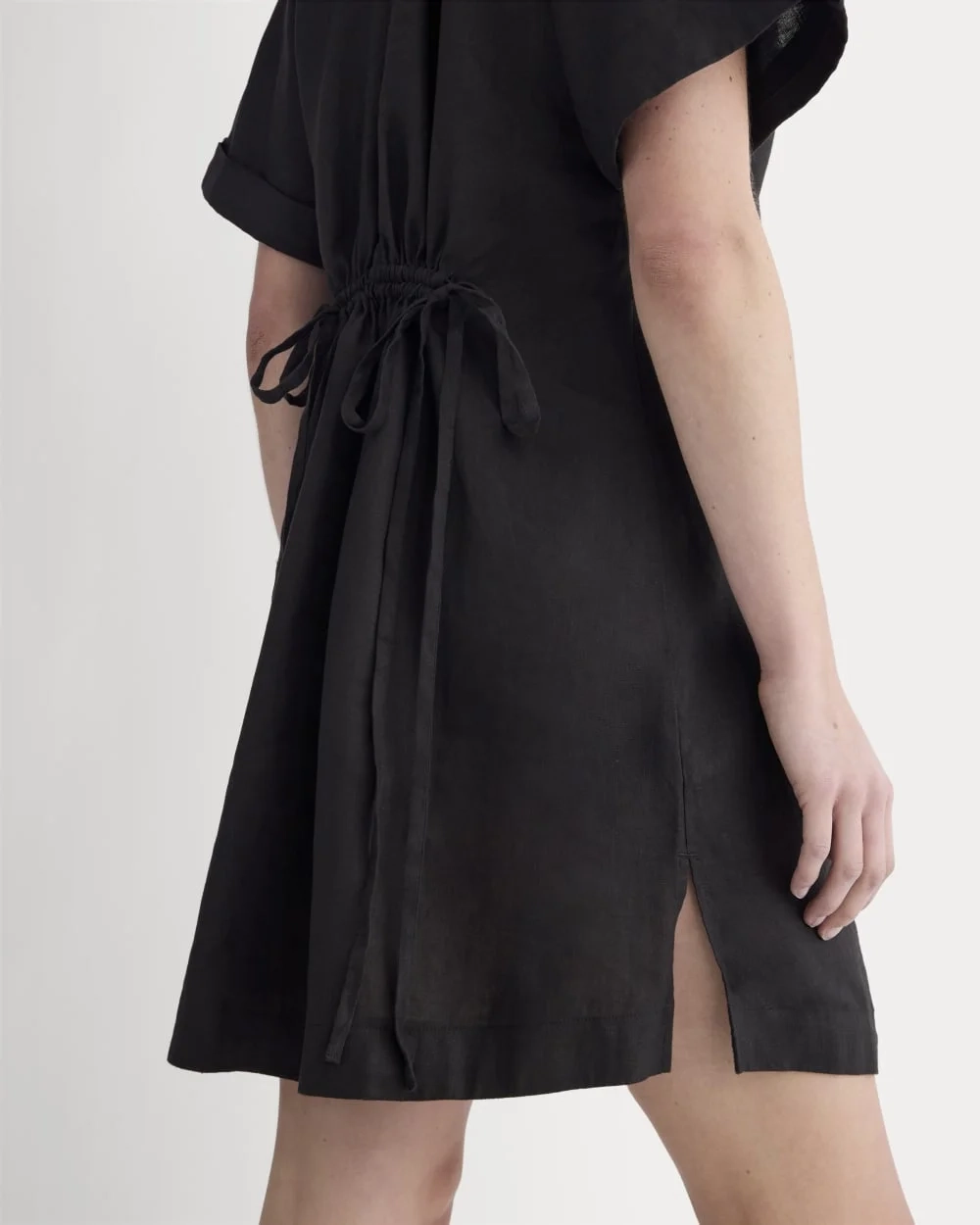 The Popover Dress in Linen | Black (5)