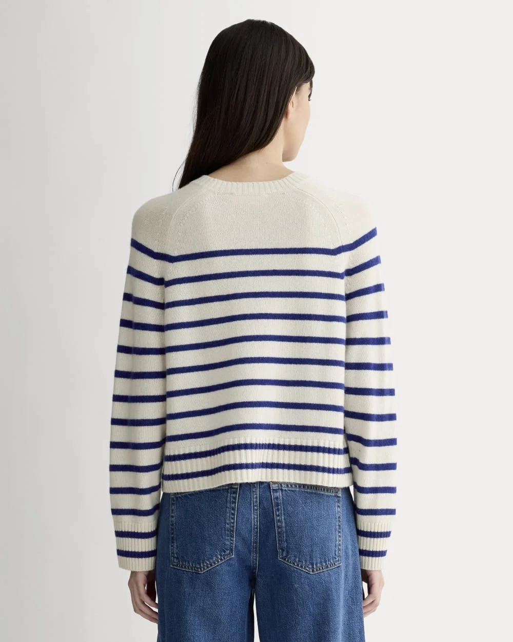 The Boxy Crew in Cashmere | Soft White / Deep Blue (4)