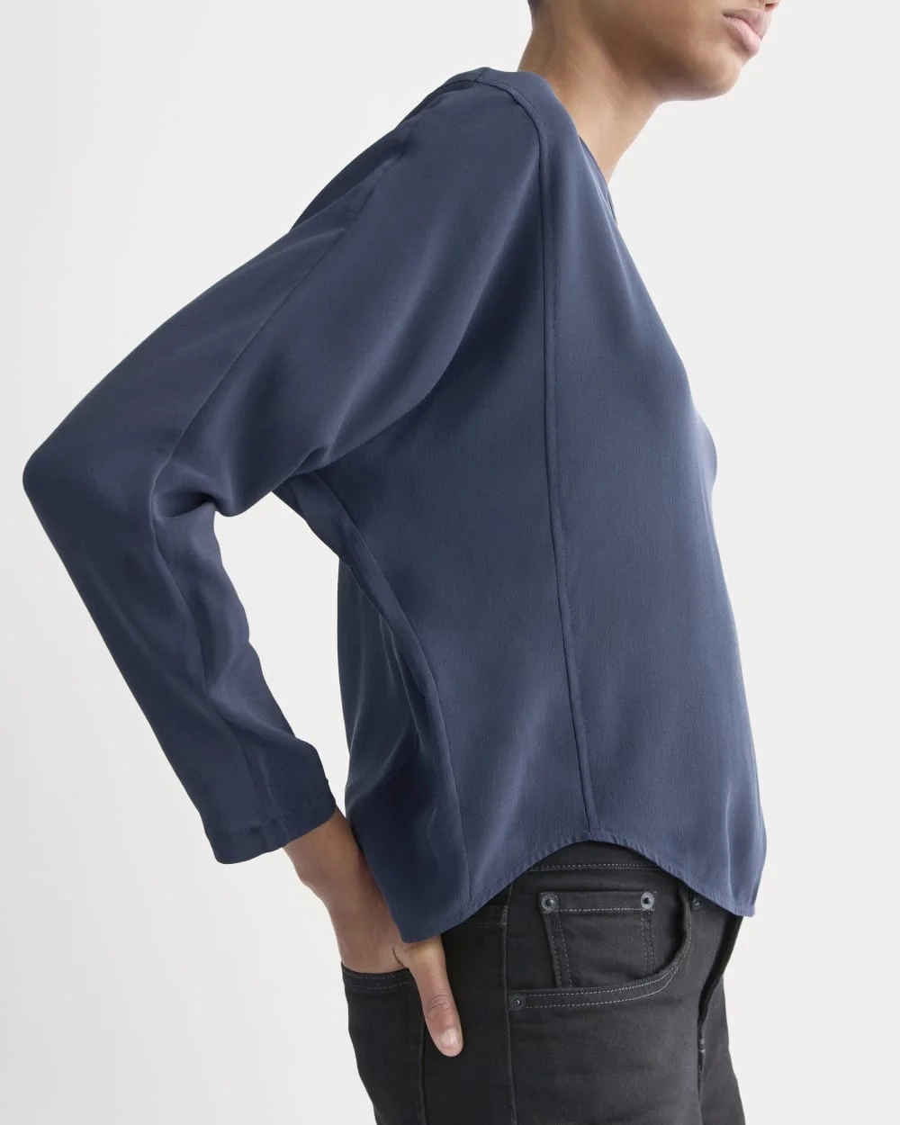 Dolman Top in Washable Silk | Navy (4)