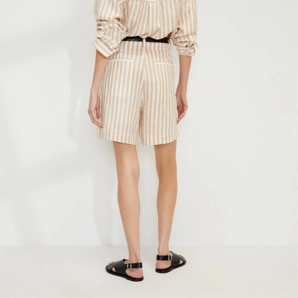 The Linen Way-High® Drape Short | Bone / Caramel (4)