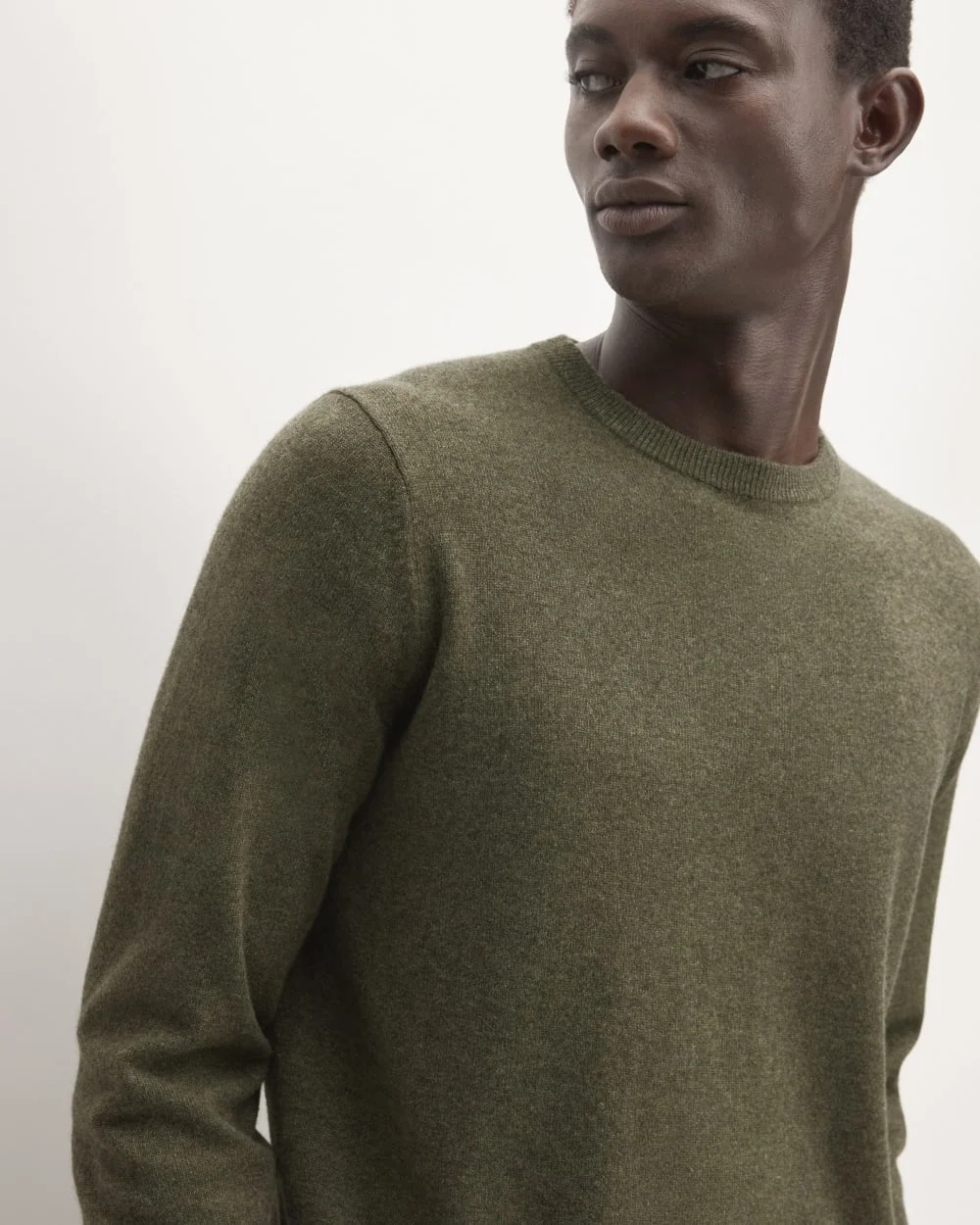 The Grade-A Cashmere Crew | Heathered Army Green (5)