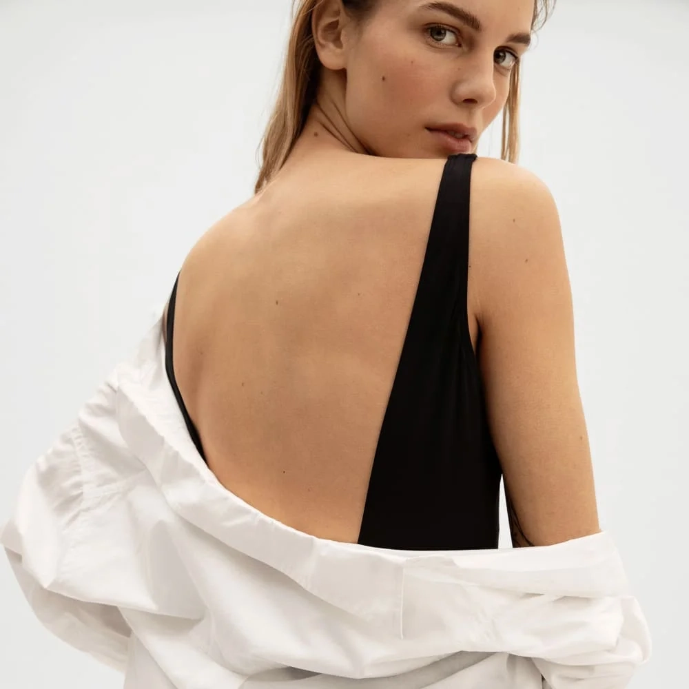 The Square-Neck One-Piece | Black (3)
