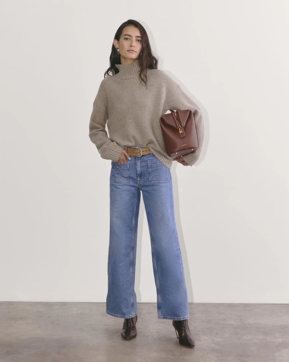 The Honeycomb Funnel Neck in Wool Cashmere | Oatmeal (4)